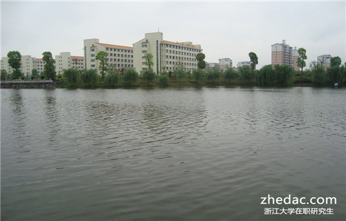 2017年浙江大学在职研究生考试通过率高吗?